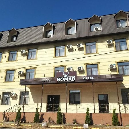 Nomad Hotel Bishkek Halal Bagian luar foto
