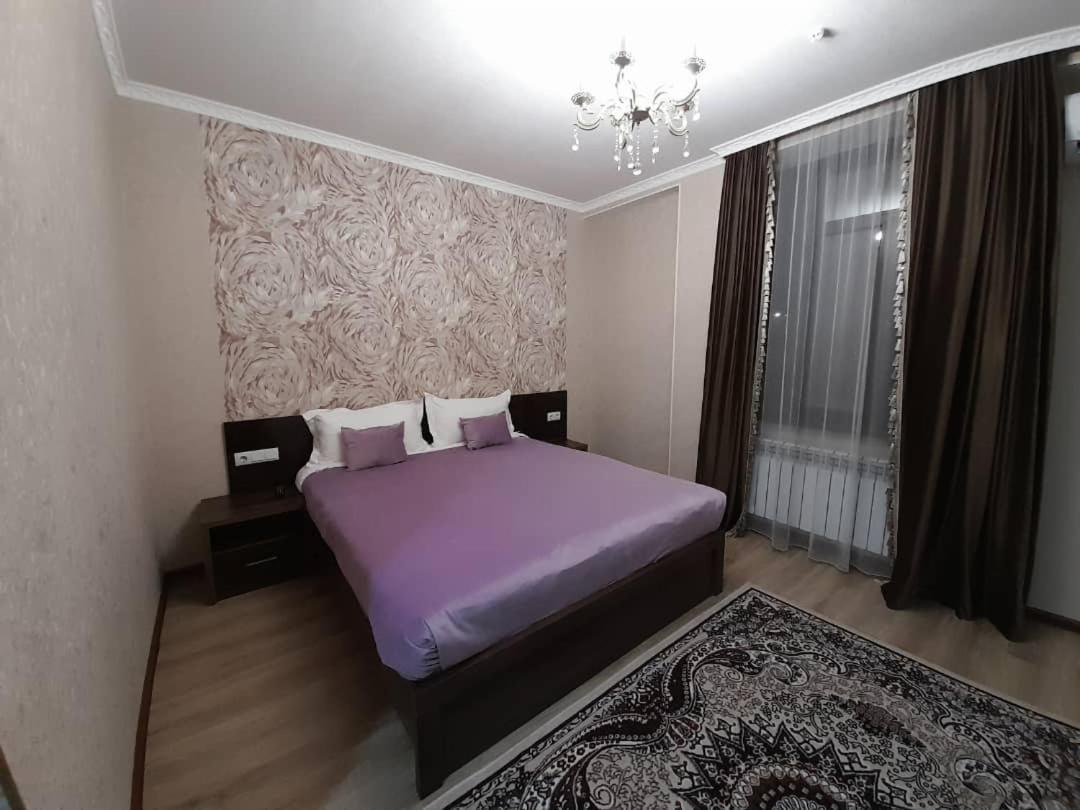 Nomad Hotel Bishkek Halal Bagian luar foto